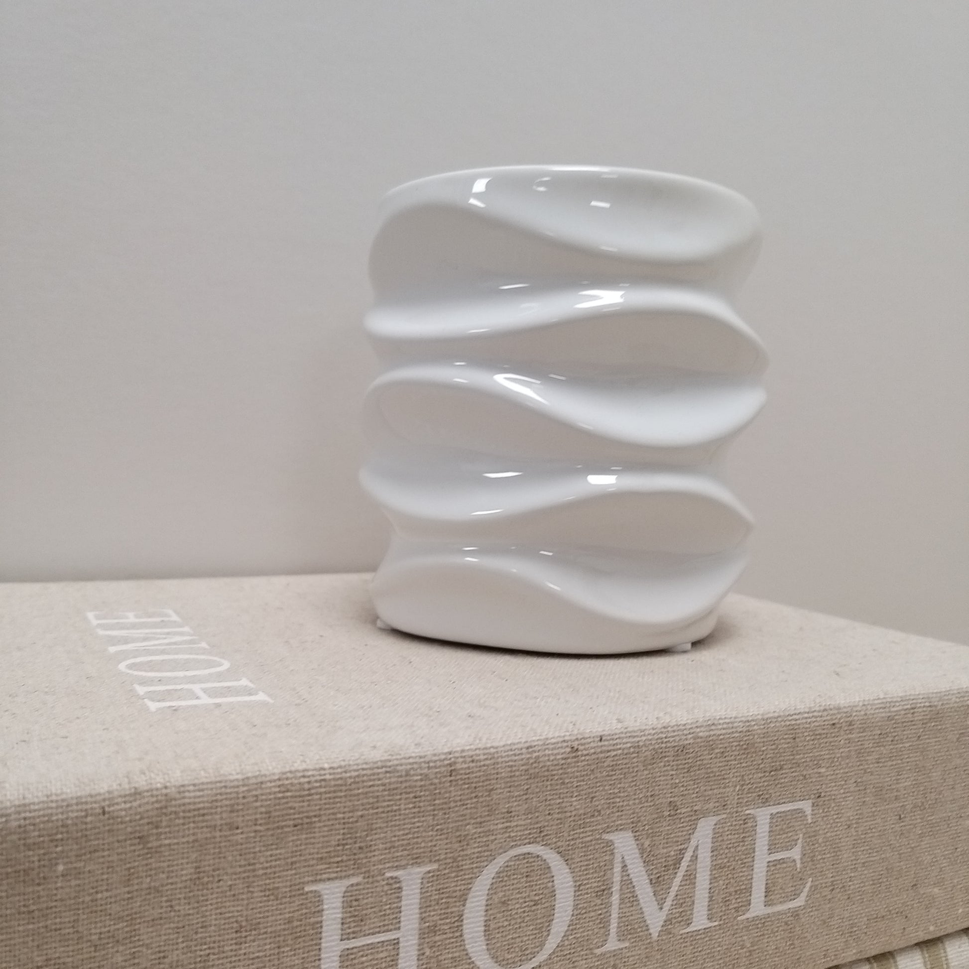 Beehive Ceramic Plant Pot
