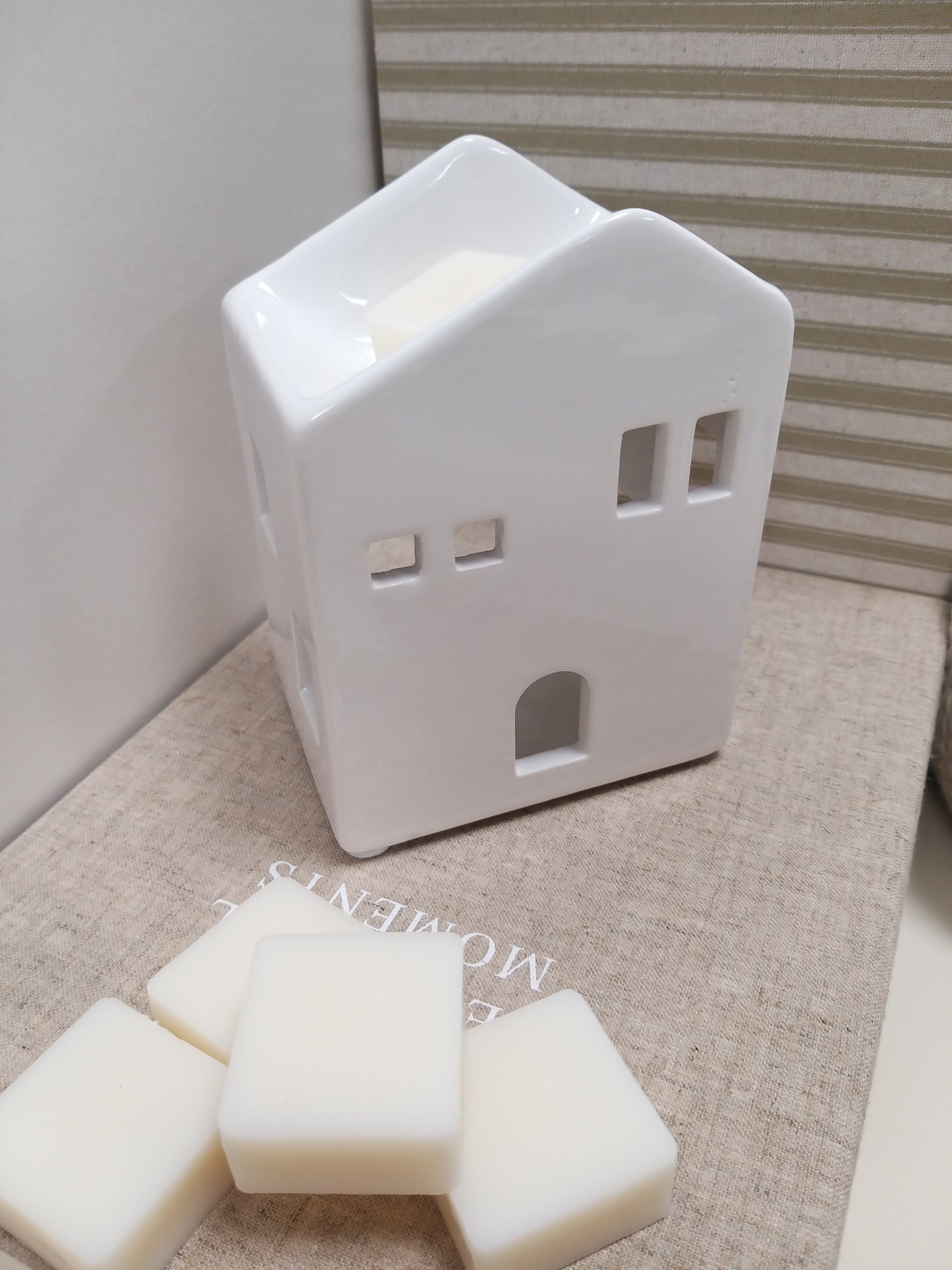 Lisa Woods Home Wax Melt Burner